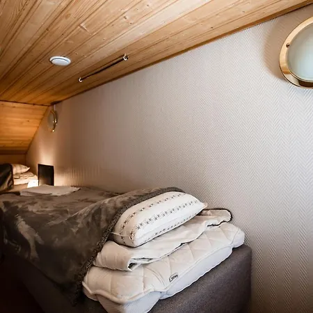 Kuutti Chalet *